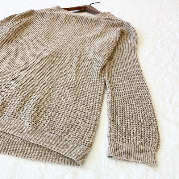 Abound Loose Knit Deep-V Cardigan - Picture 10 of 11